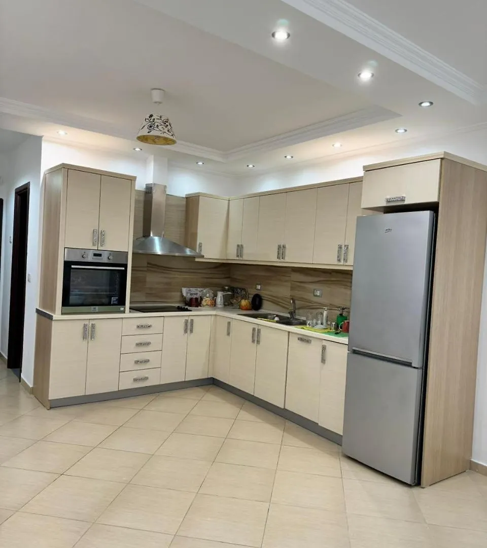 Bili'S Family Apartment Sarande