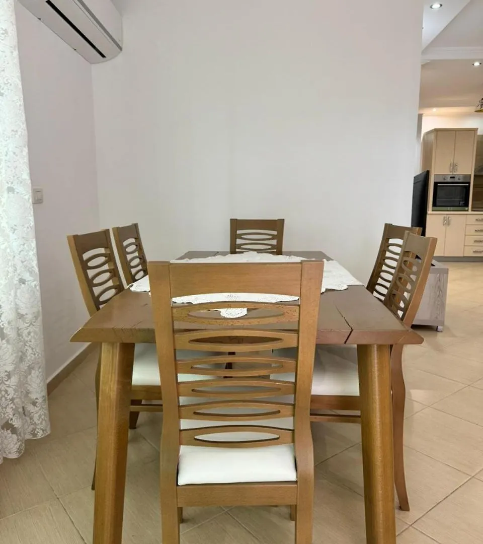 Bili'S Family Apartment Sarande